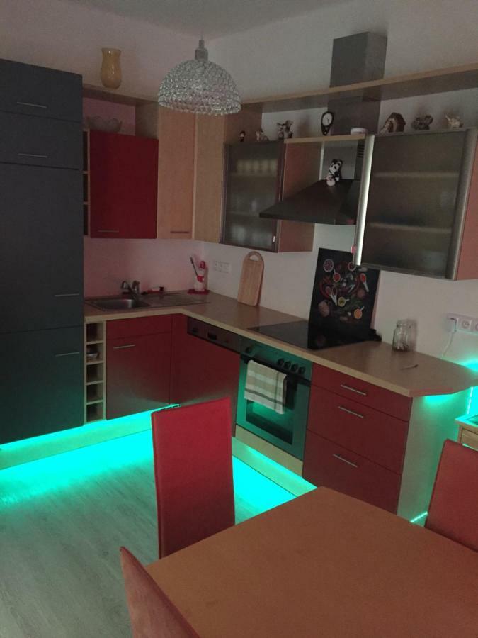 Fairytale Apartment Under The Castle - 5 Min City! Cesky Krumlov Exterior photo